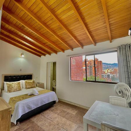 Hotel Torre Primavera Medellín Esterno foto