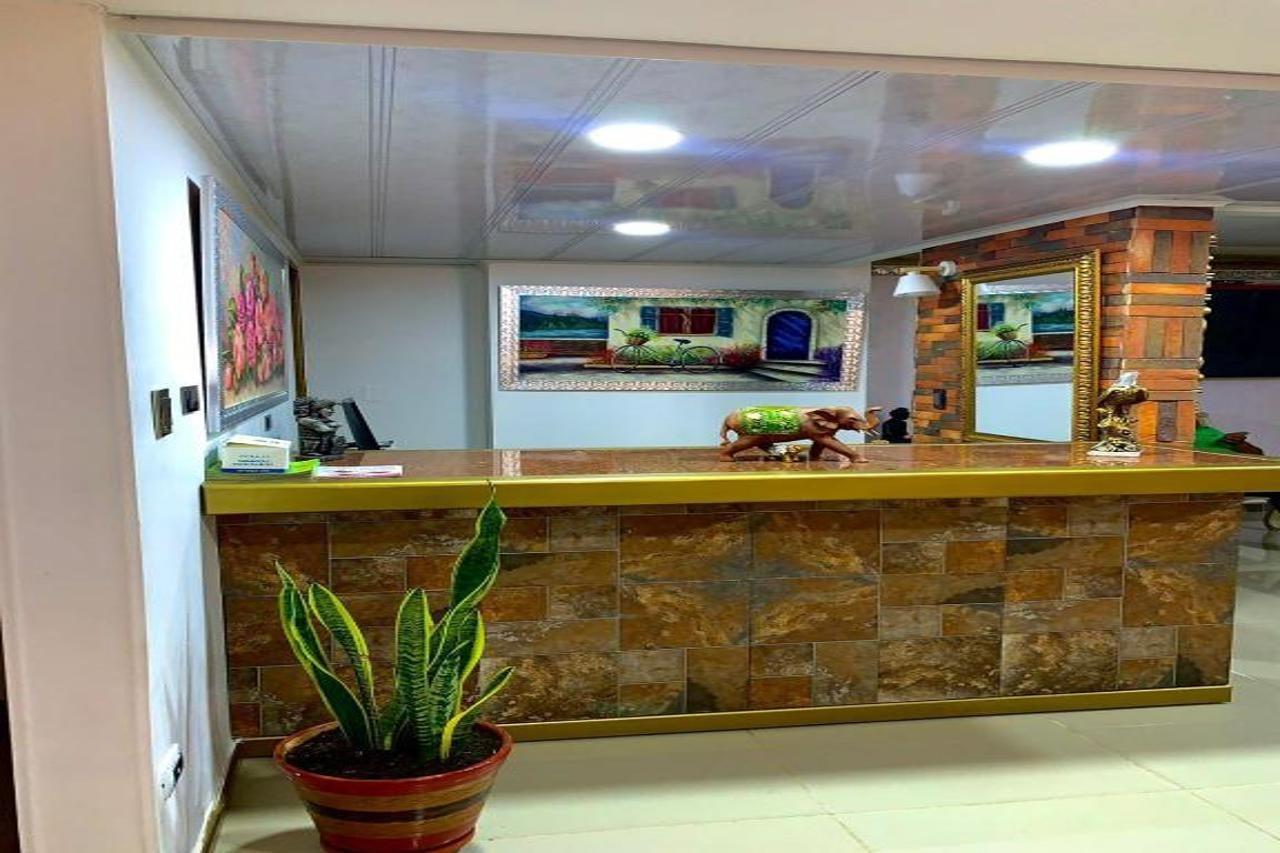 Hotel Torre Primavera Medellín Esterno foto