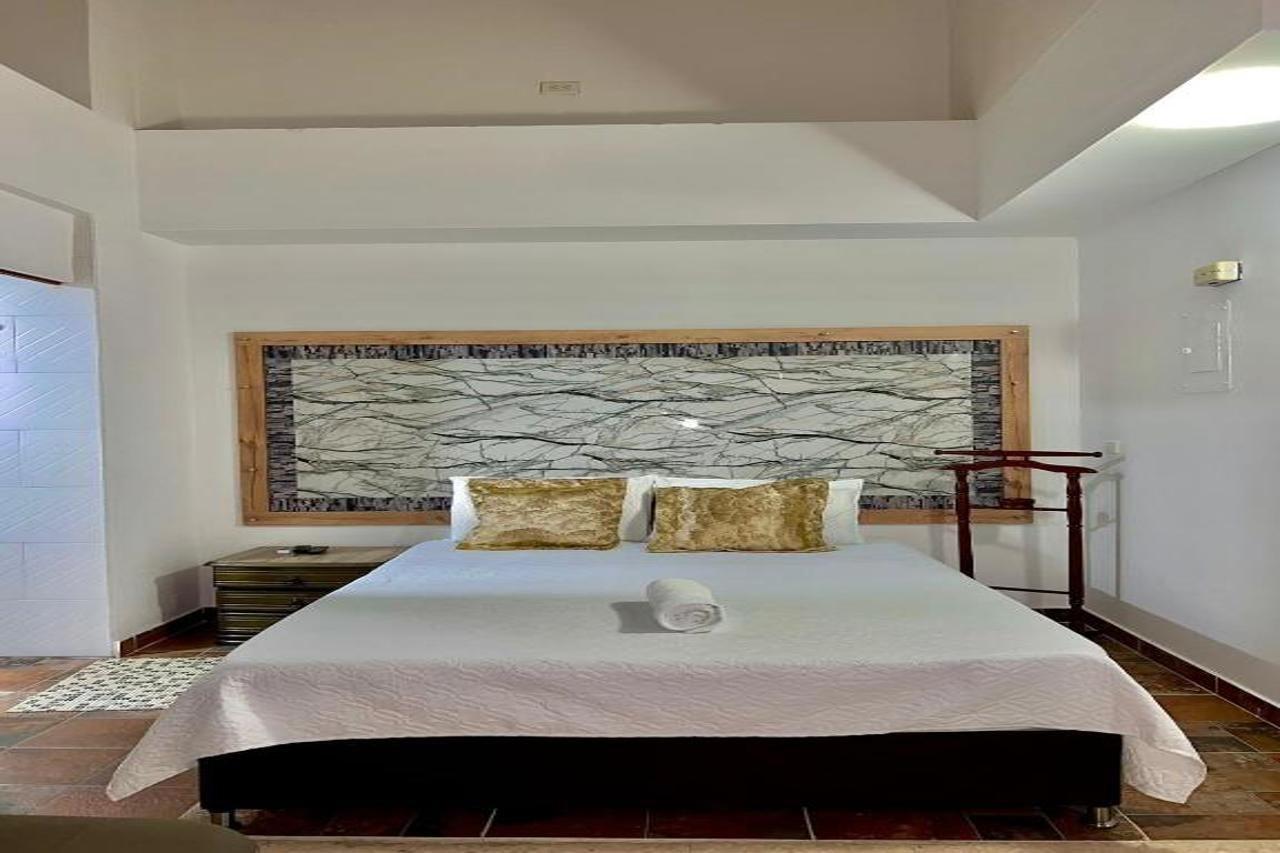Hotel Torre Primavera Medellín Esterno foto
