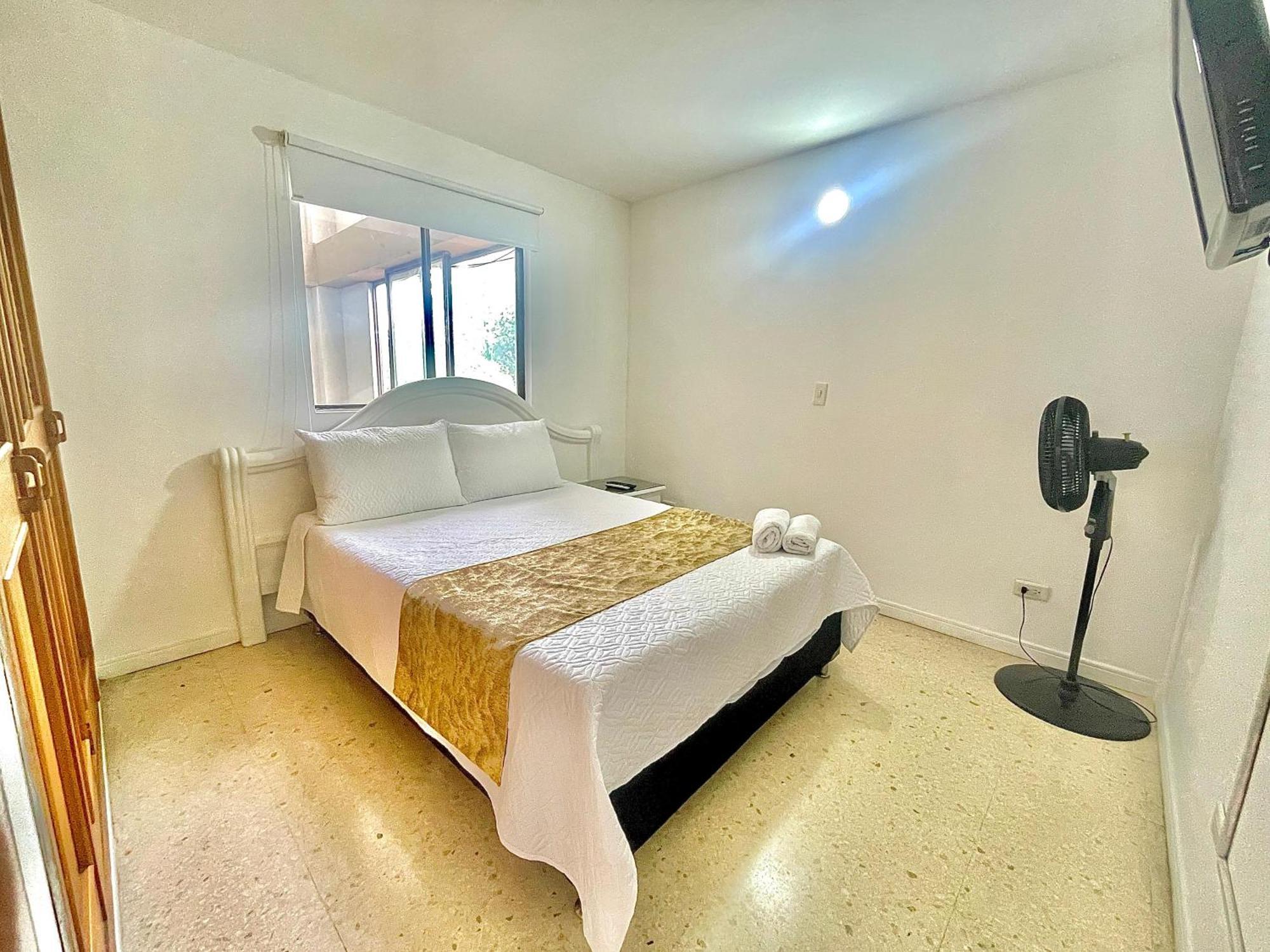 Hotel Torre Primavera Medellín Esterno foto