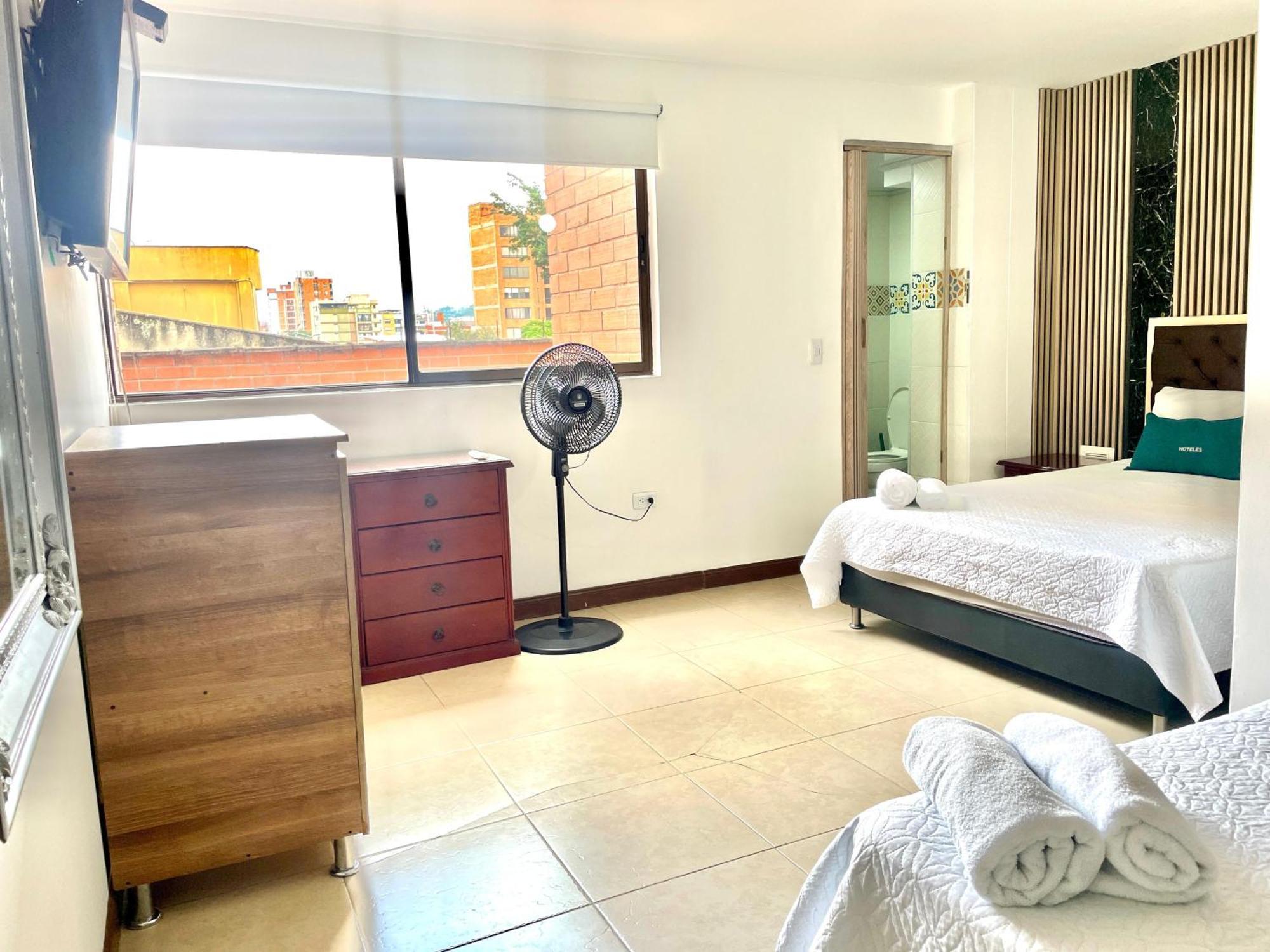 Hotel Torre Primavera Medellín Esterno foto