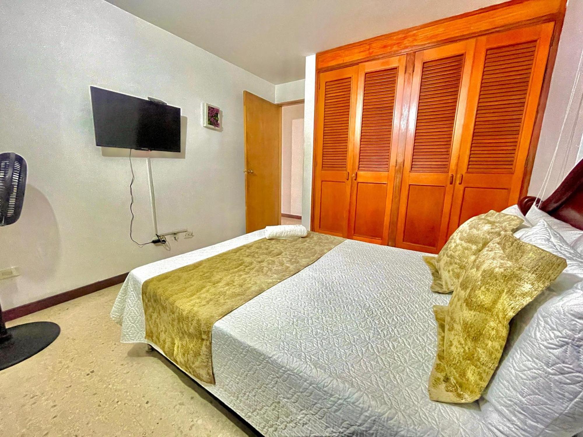 Hotel Torre Primavera Medellín Esterno foto