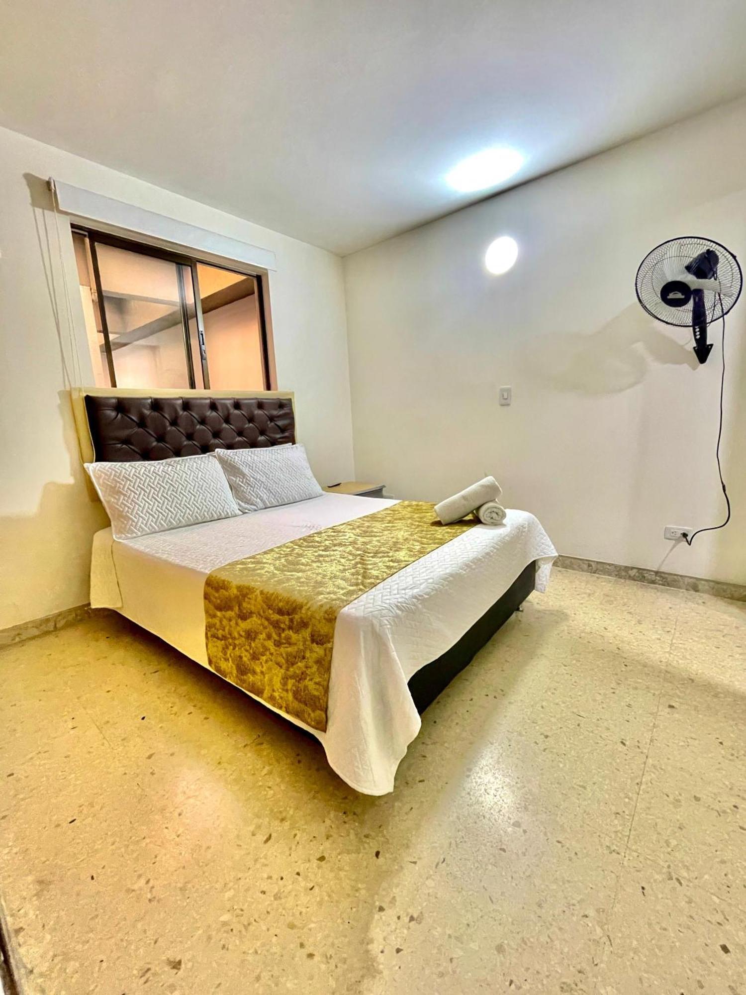 Hotel Torre Primavera Medellín Esterno foto