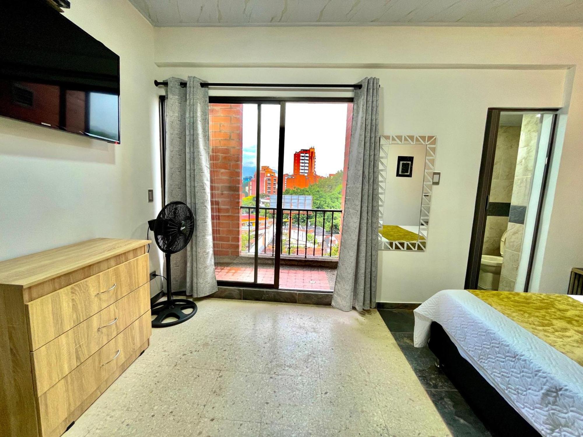 Hotel Torre Primavera Medellín Esterno foto